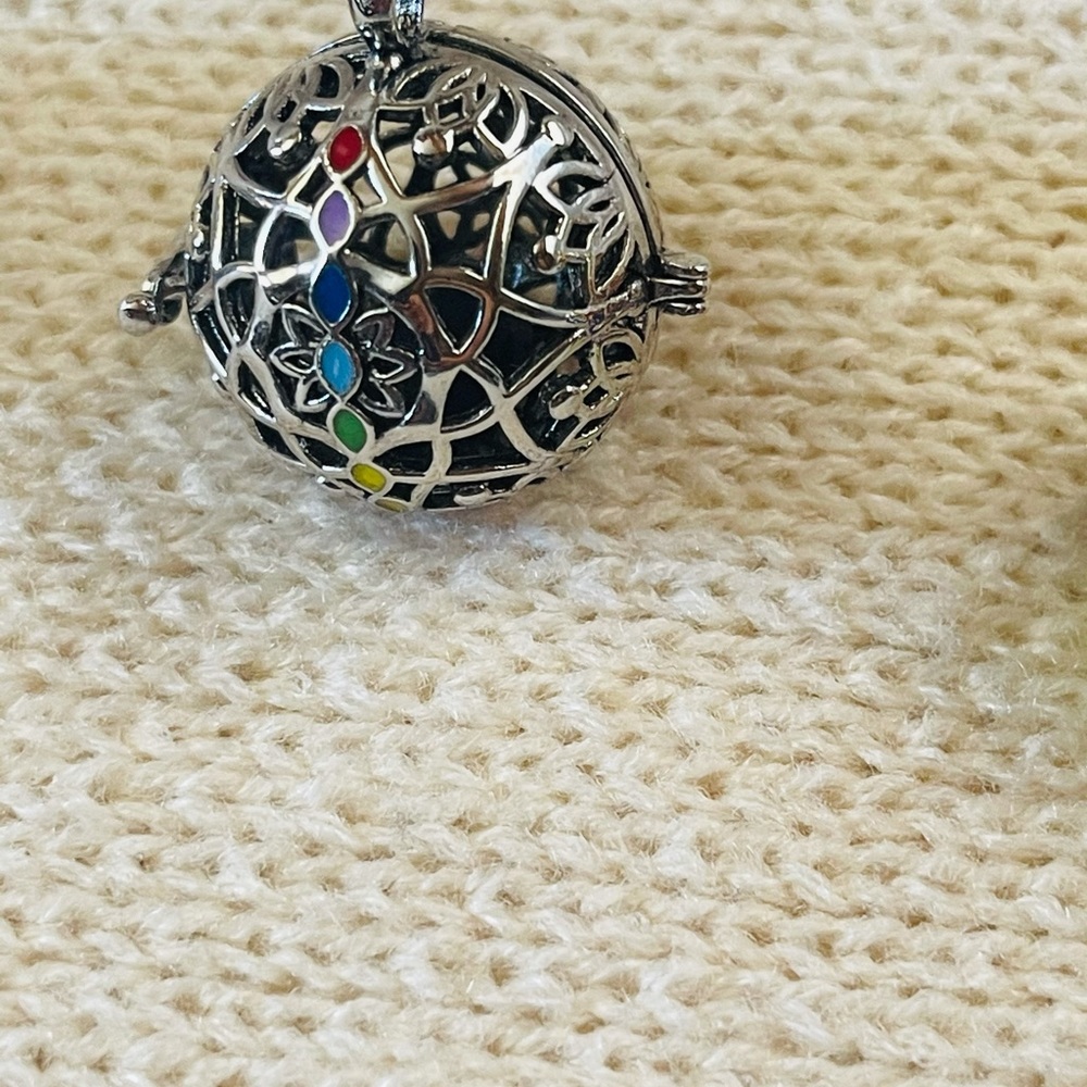 Diffuser Charm With Lava Rock - image 4